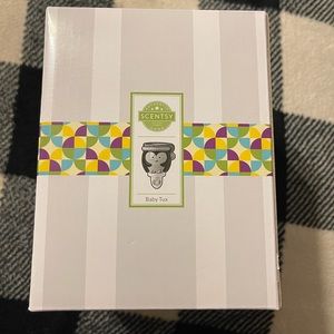 Baby Tux Scentsy Warmer
